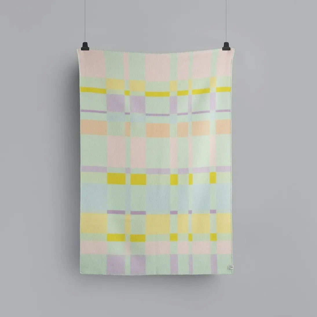Roros City Pastel throw Roros Tweed