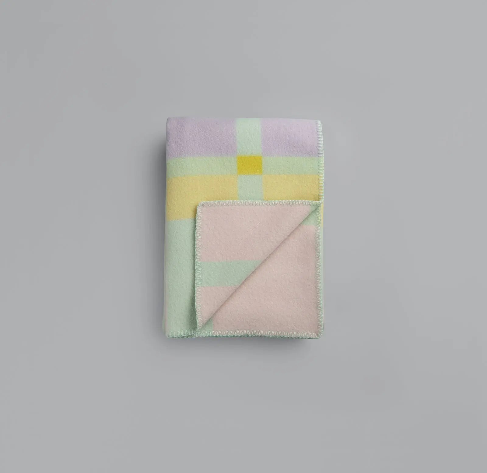 Roros City Pastel throw Roros Tweed