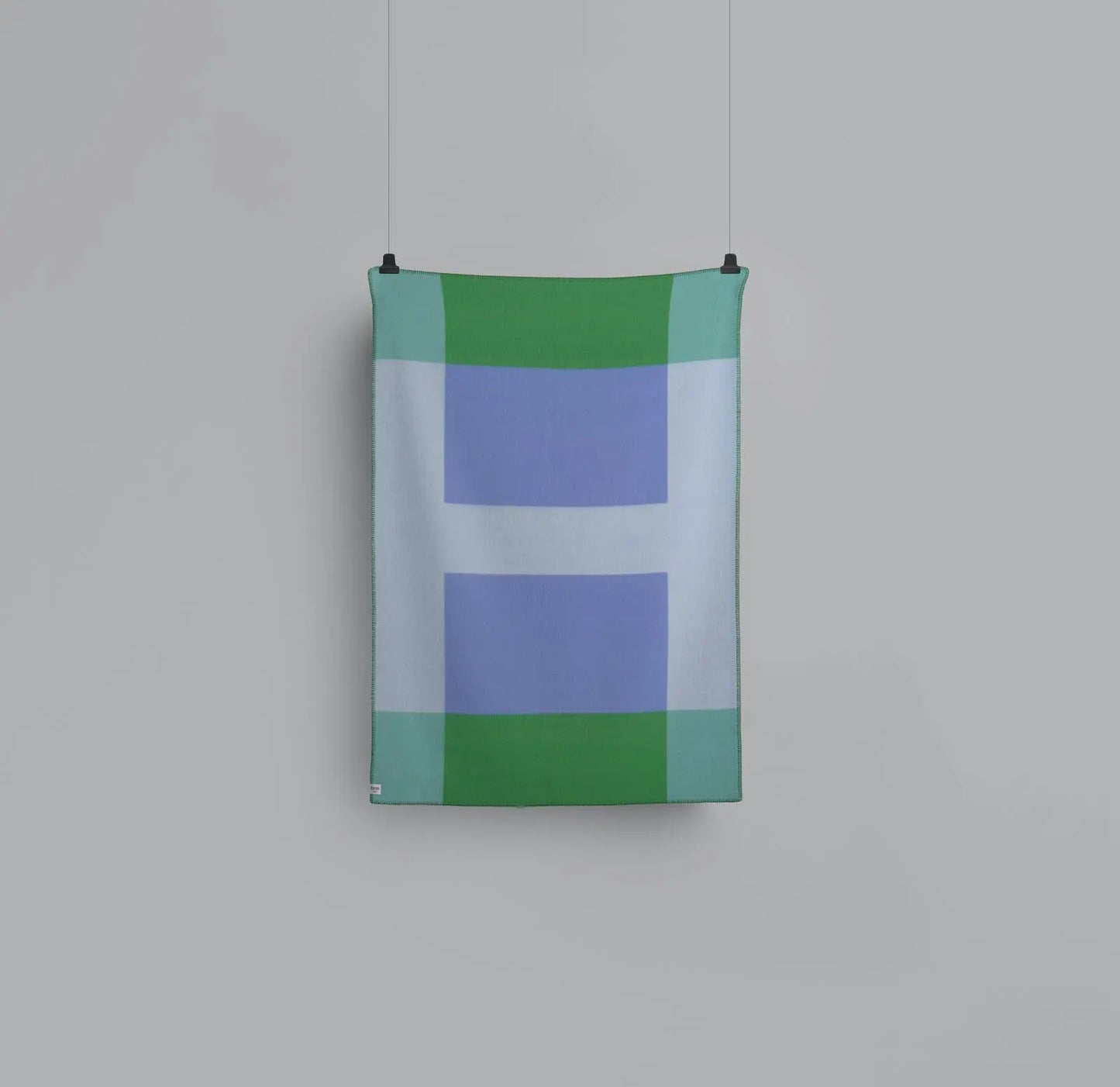 Roros Syndin throw Roros Tweed