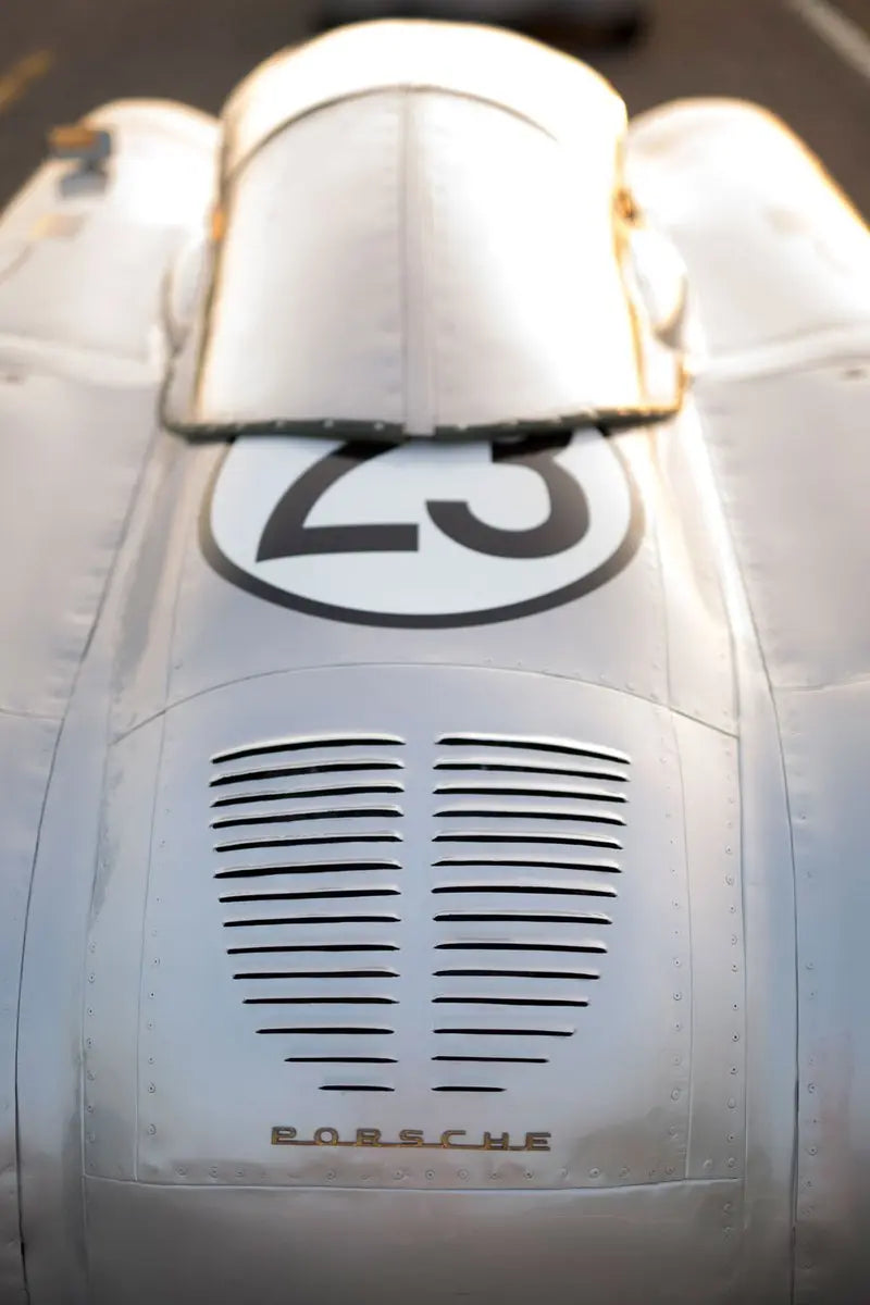 The Drive Custom Cars Gestalten