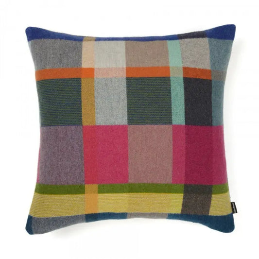 Gwynne Cushion Wallace & Sewell