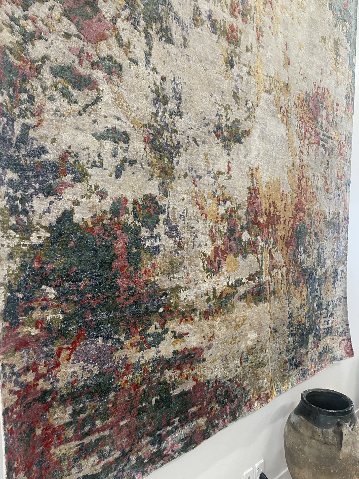 Oasis Silk Rug Tribe Home