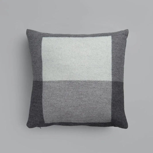 Roros Syndin Cushion Roros Tweed