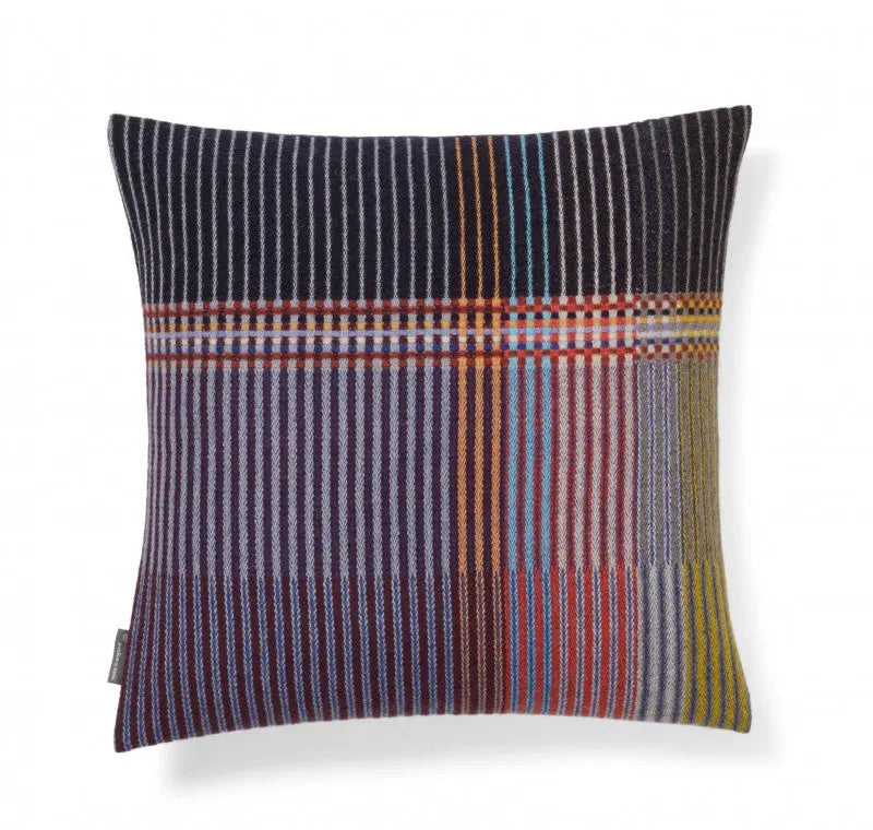 Wallace and Sewell-Calvert Cushion Wallace & Sewell